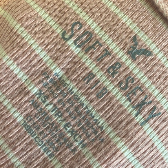 American Eagle Soft & Sexy Tee - Picture 2 of 2